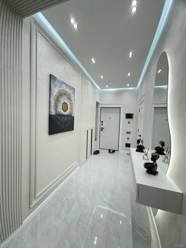 Satılır 2 otaqlı mənzil 63 m²