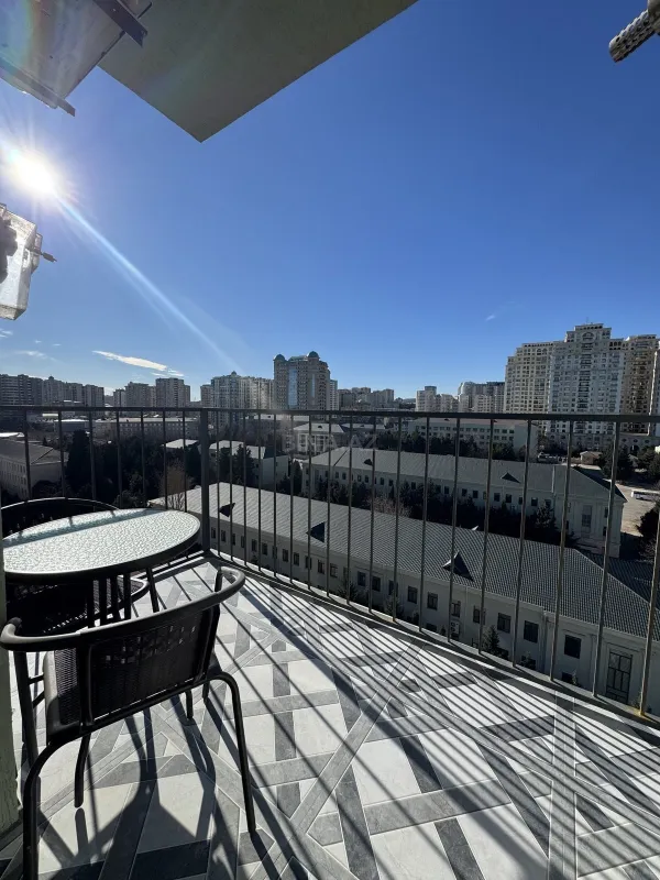 Satılır 2 otaqlı mənzil 63 m²