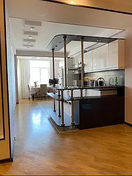 Satılır 3 otaqlı mənzil 98 m²