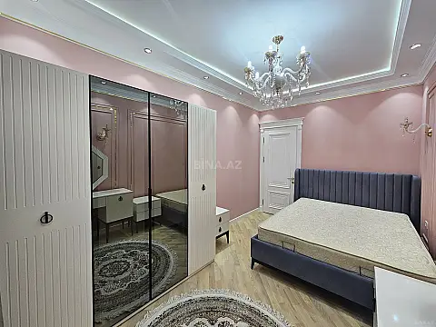 Kirayə verilir 3 otaqlı mənzil 130 m²