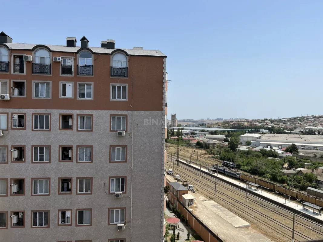 Satılır 2 otaqlı mənzil 65 m²