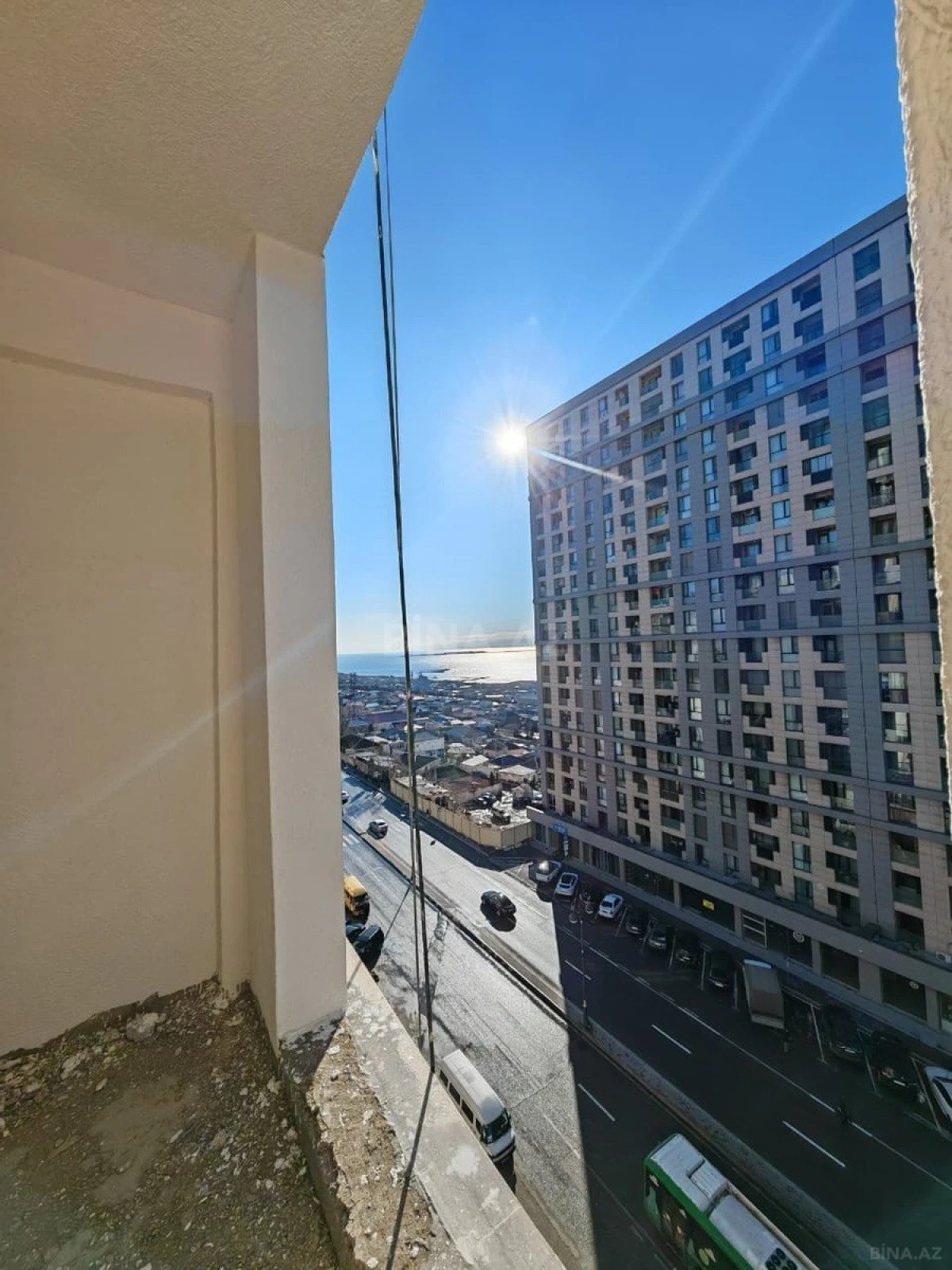 Satılır 3 otaqlı mənzil 130 m²