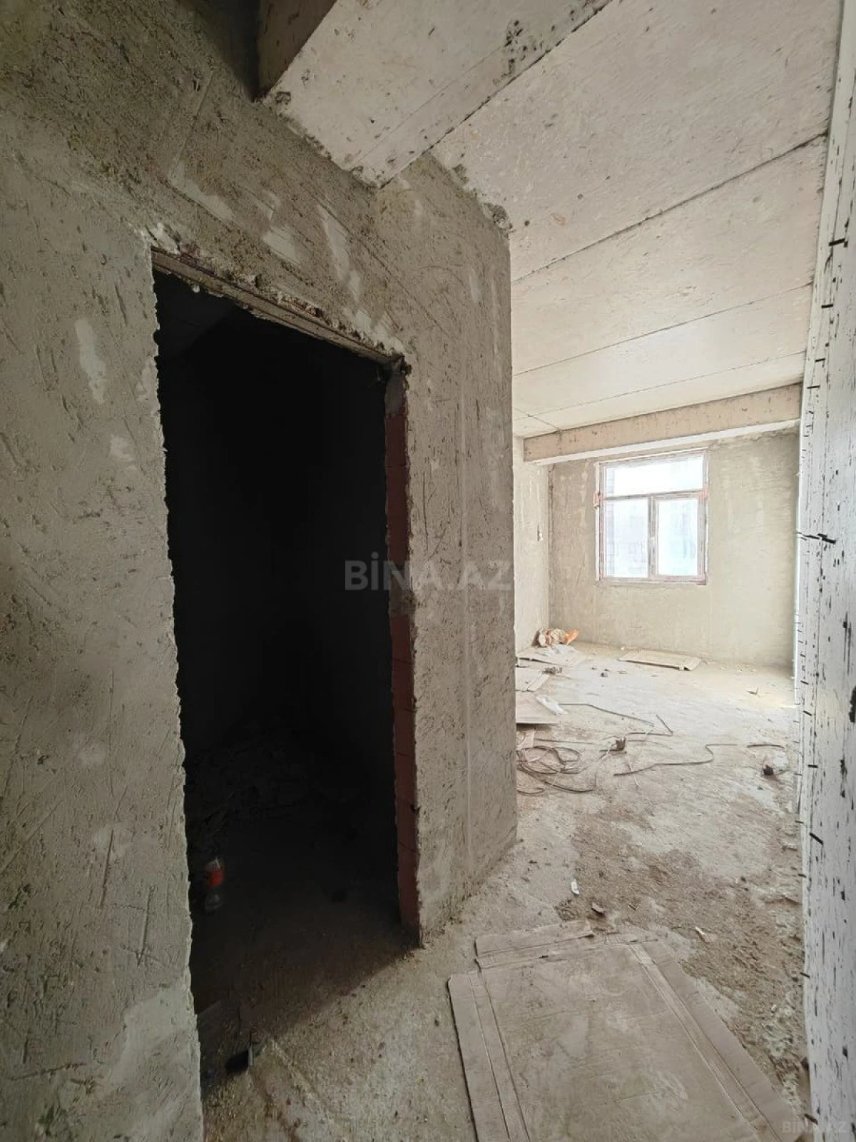 Satılır 3 otaqlı mənzil 130 m²