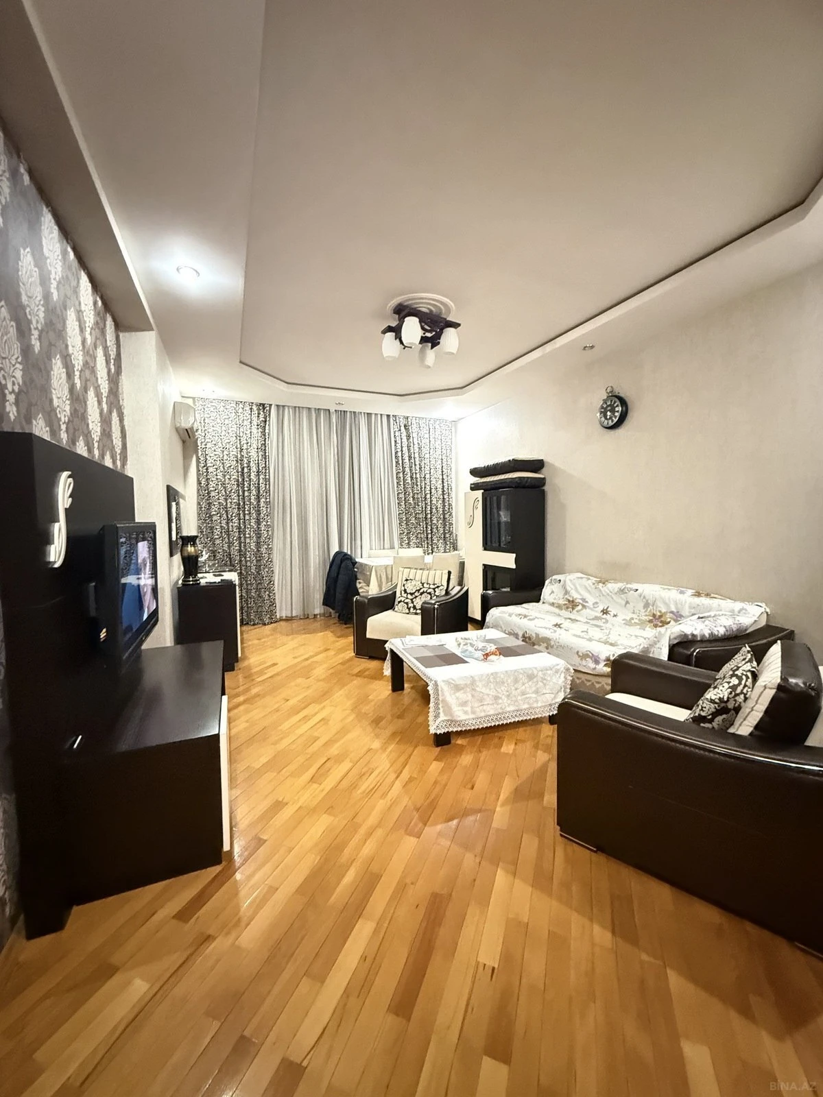 Satılır 3 otaqlı mənzil 110 m²