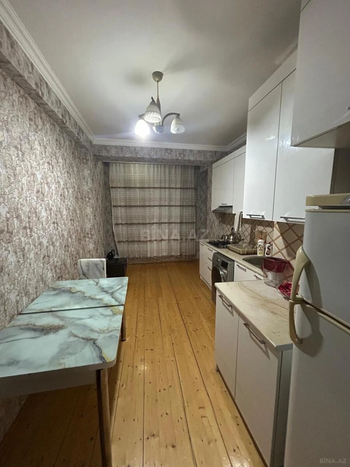 Satılır 3 otaqlı mənzil 125 m²