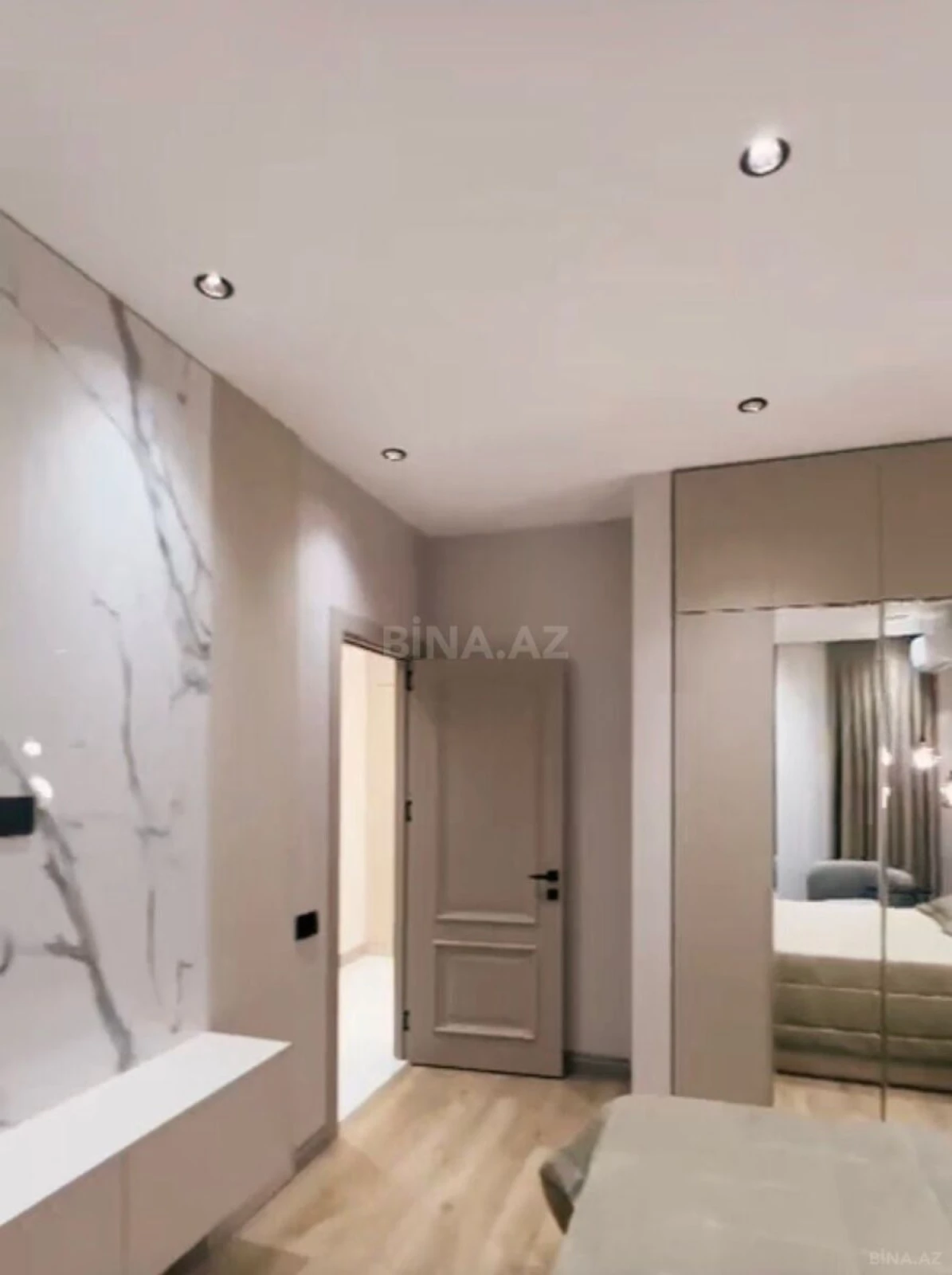 Satılır 3 otaqlı mənzil 100 m²