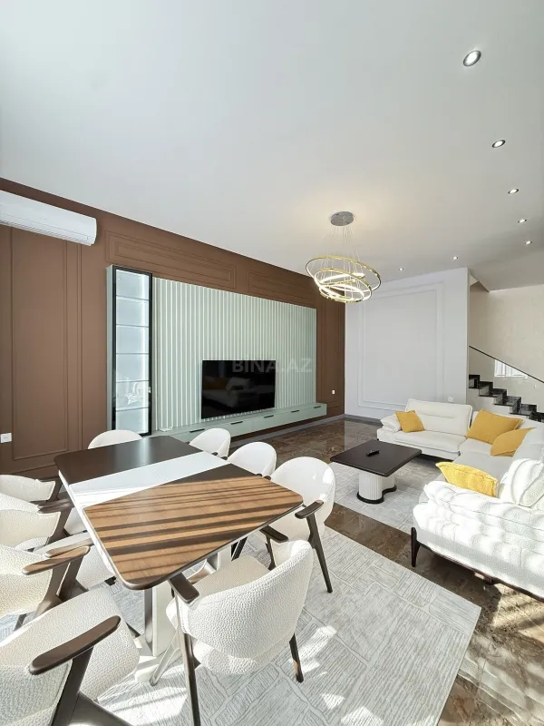 Satılır 5 otaqlı həyət evi 280 m²