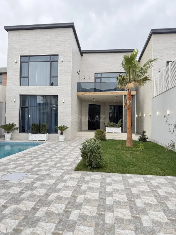Satılır 5 otaqlı həyət evi 280 m²