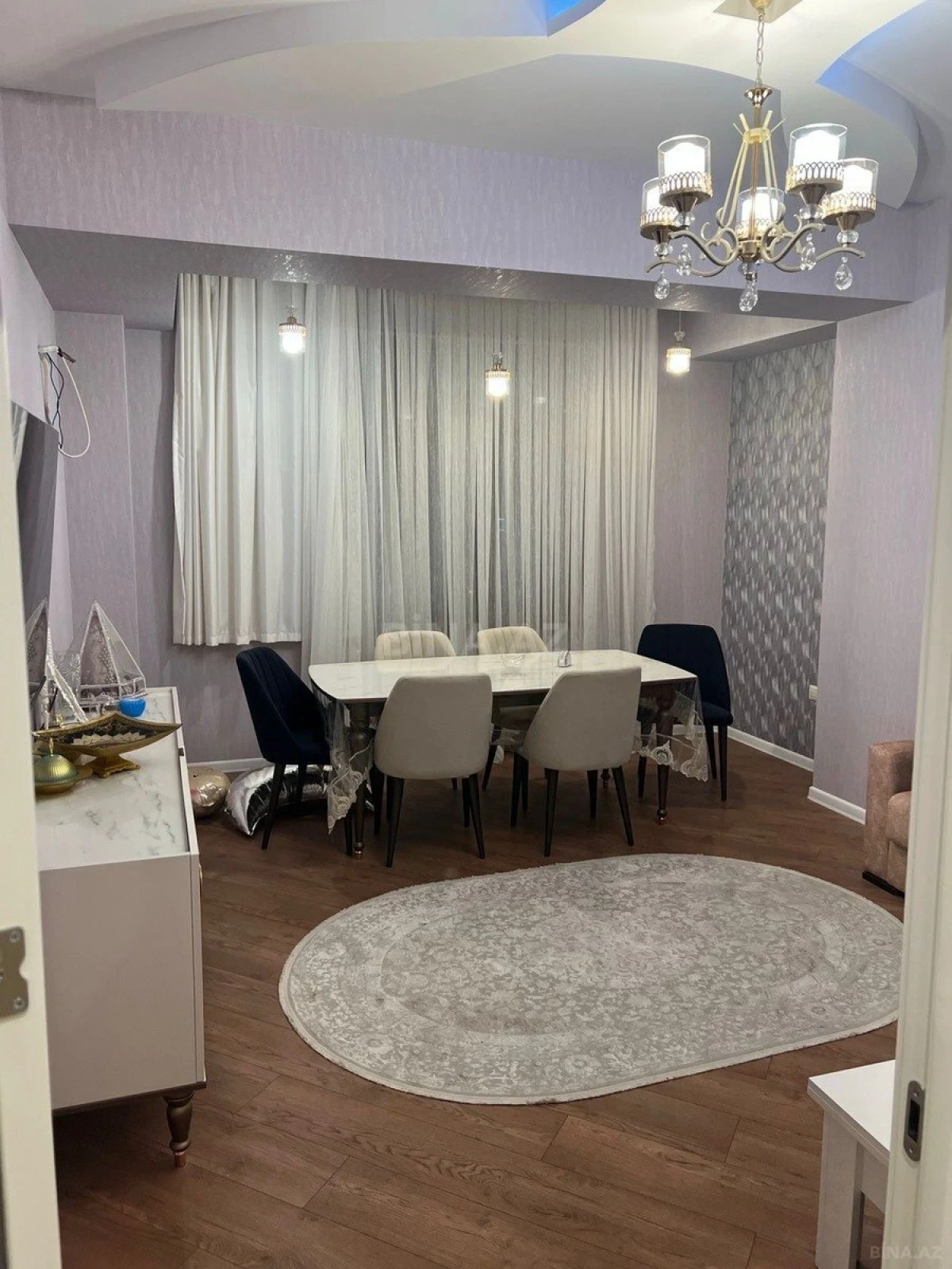 Satılır 2 otaqlı mənzil 90 m²