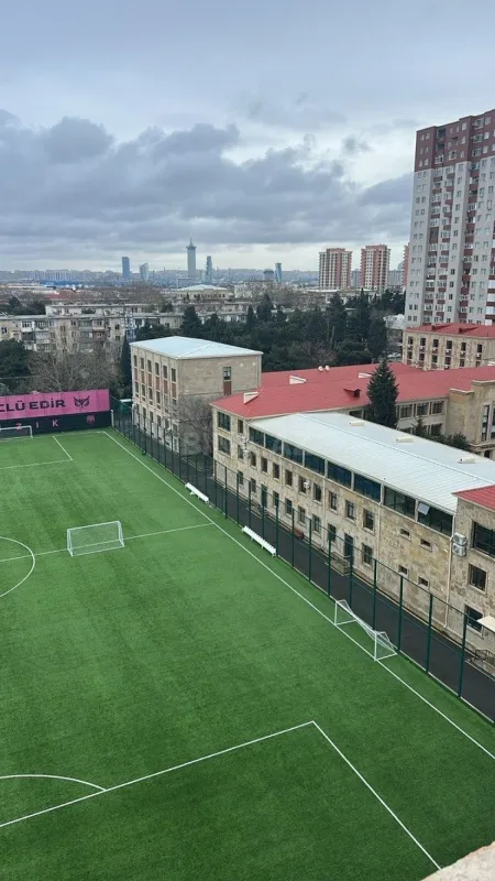 Satılır 2 otaqlı mənzil 90 m²