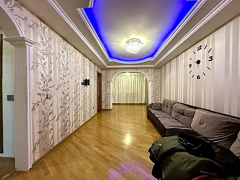 Satılır 3 otaqlı mənzil 70 m²