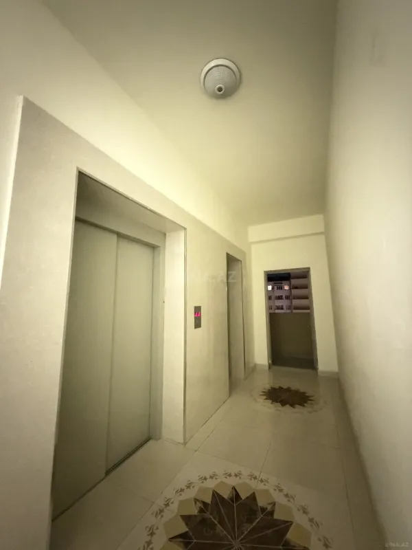 Satılır 2 otaqlı mənzil 66 m²