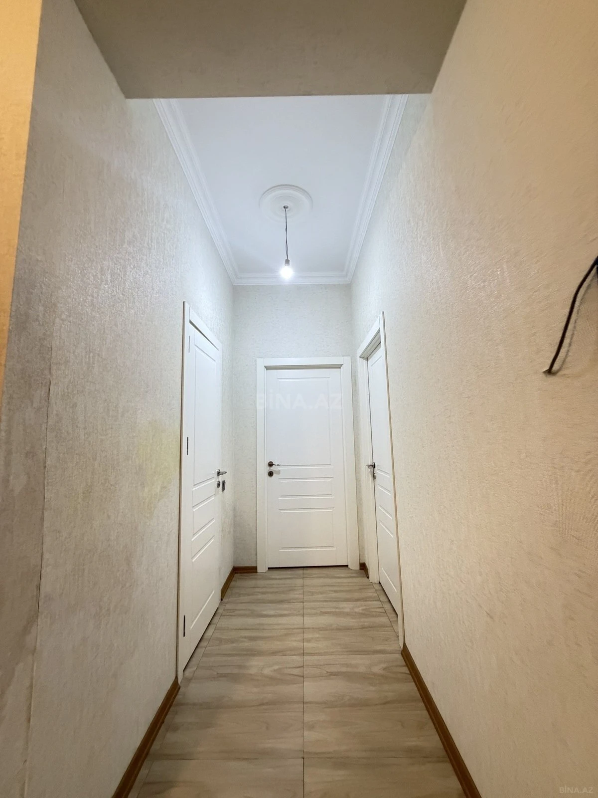 Satılır 2 otaqlı mənzil 66 m²