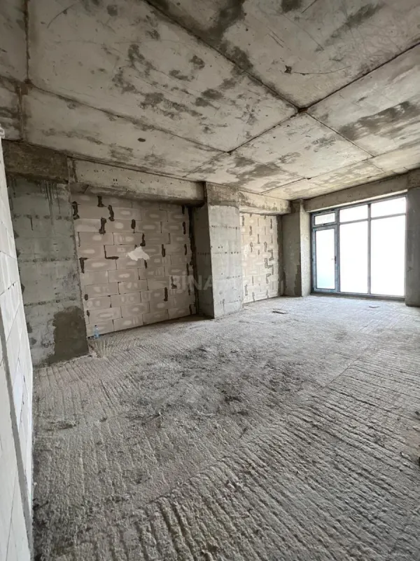 Satılır 2 otaqlı mənzil 98 m²