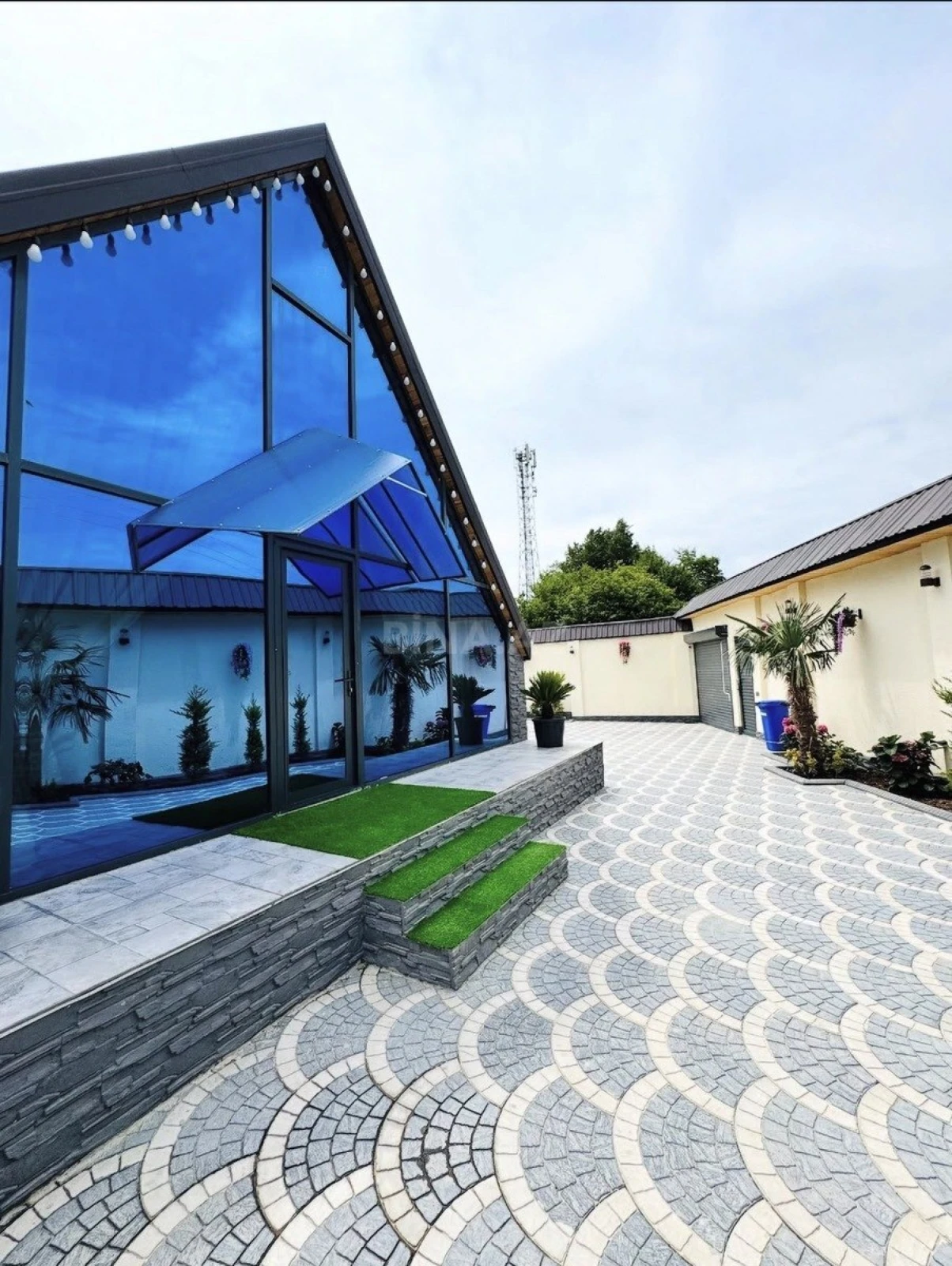 Kirayə verilir 4 otaqlı həyət evi 96 m²