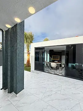 Satılır 4 otaqlı həyət evi 160 m²