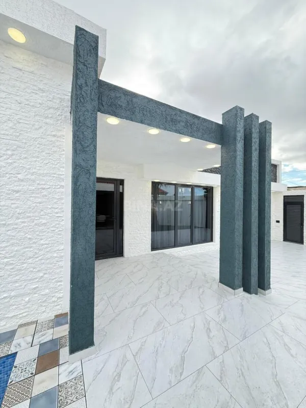 Satılır 4 otaqlı həyət evi 160 m²