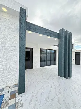 Satılır 4 otaqlı həyət evi 160 m²