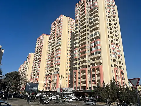 Kirayə verilir 2 otaqlı ofis 38 m²