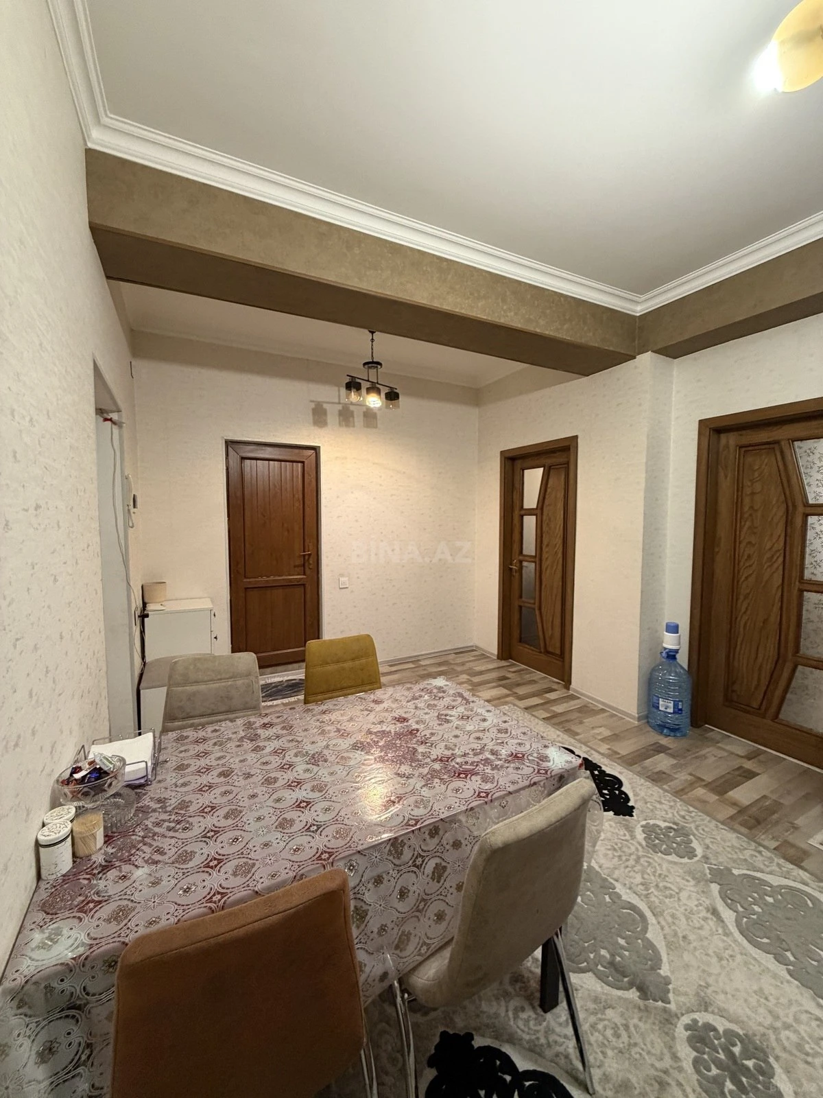 Satılır 2 otaqlı mənzil 69 m²