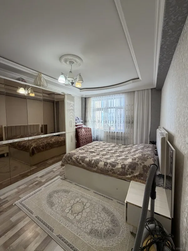 Satılır 2 otaqlı mənzil 69 m²