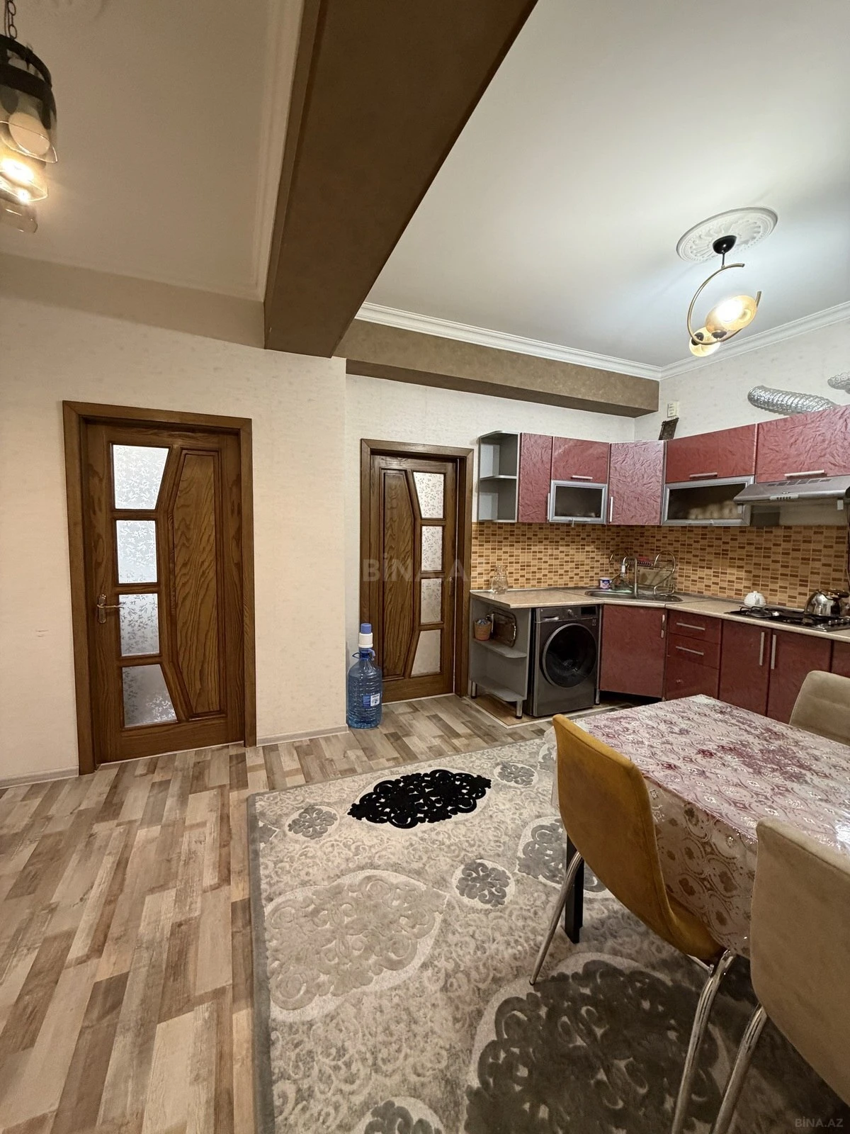 Satılır 2 otaqlı mənzil 69 m²