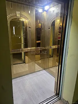 Satılır 3 otaqlı mənzil 135 m²