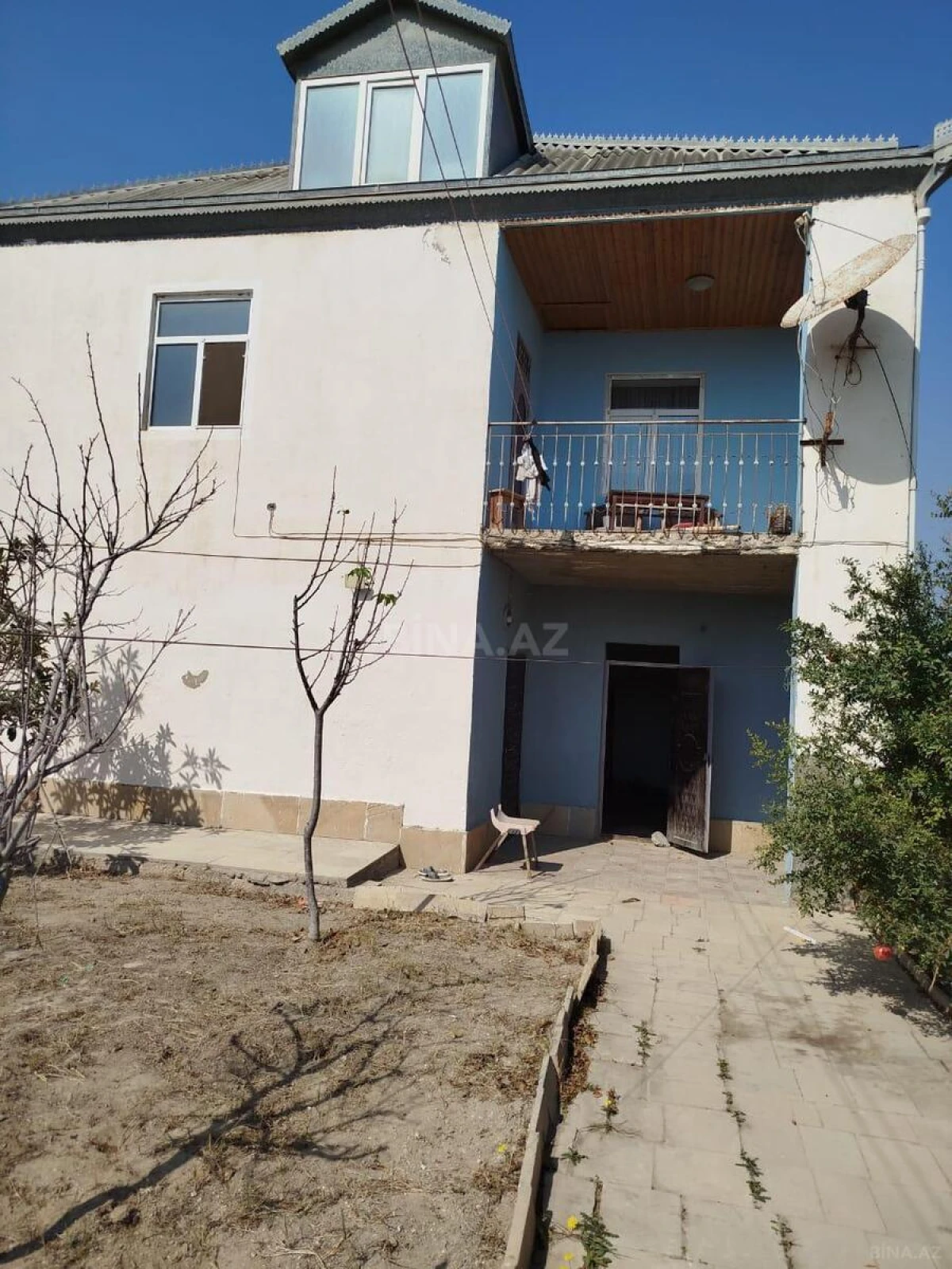 Satılır 4 otaqlı həyət evi 350 m²