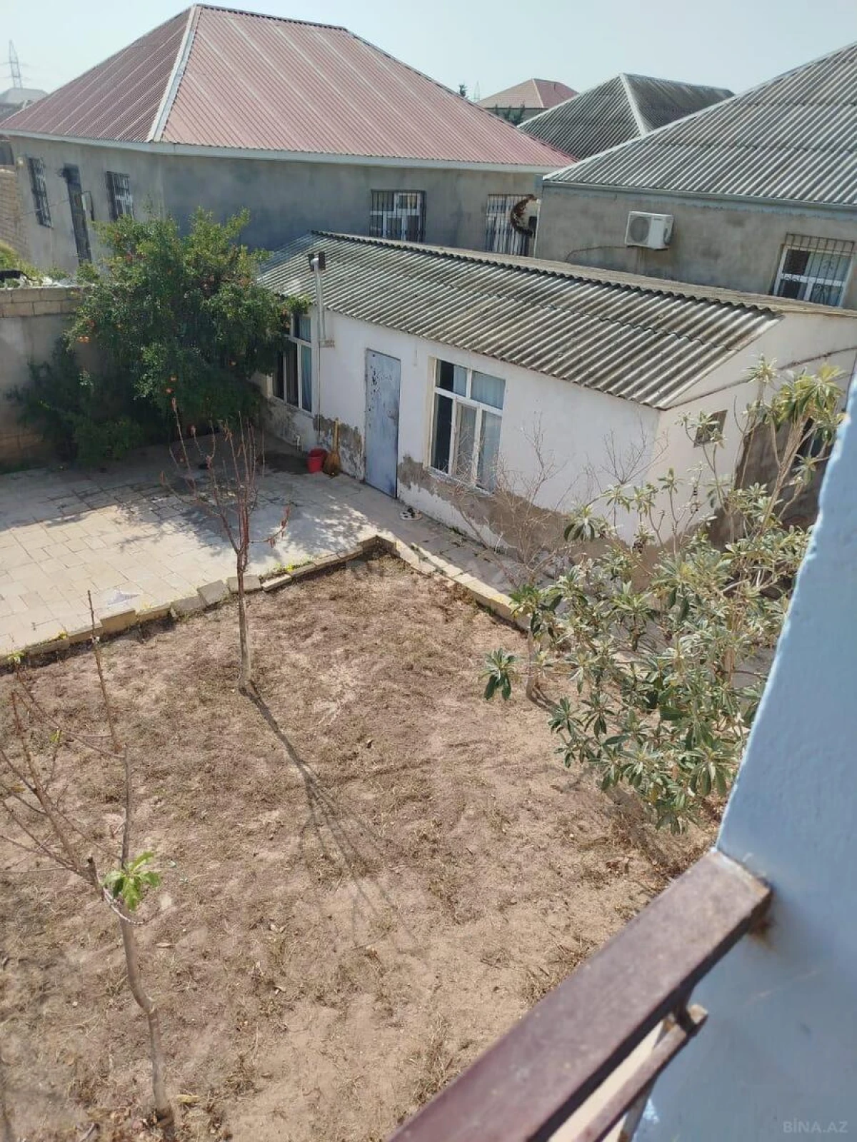 Satılır 4 otaqlı həyət evi 350 m²