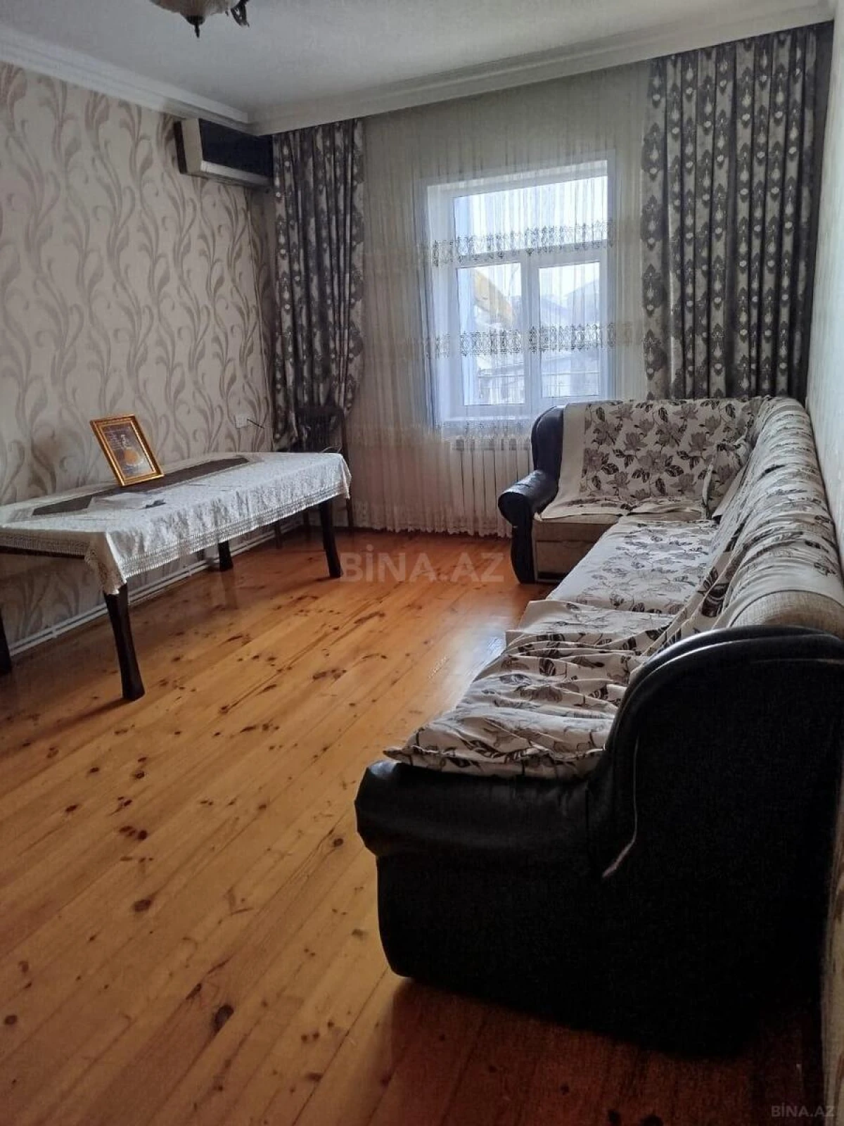 Satılır 4 otaqlı həyət evi 350 m²