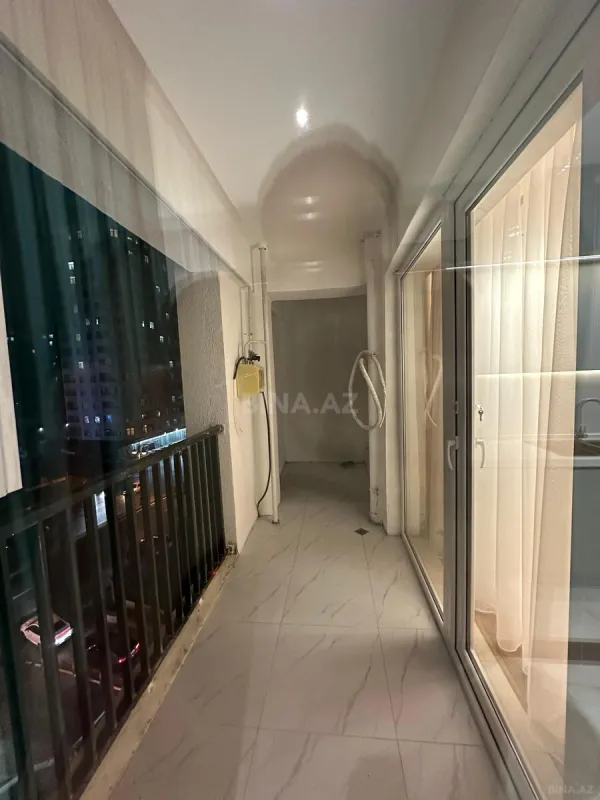 Satılır 3 otaqlı mənzil 127 m²