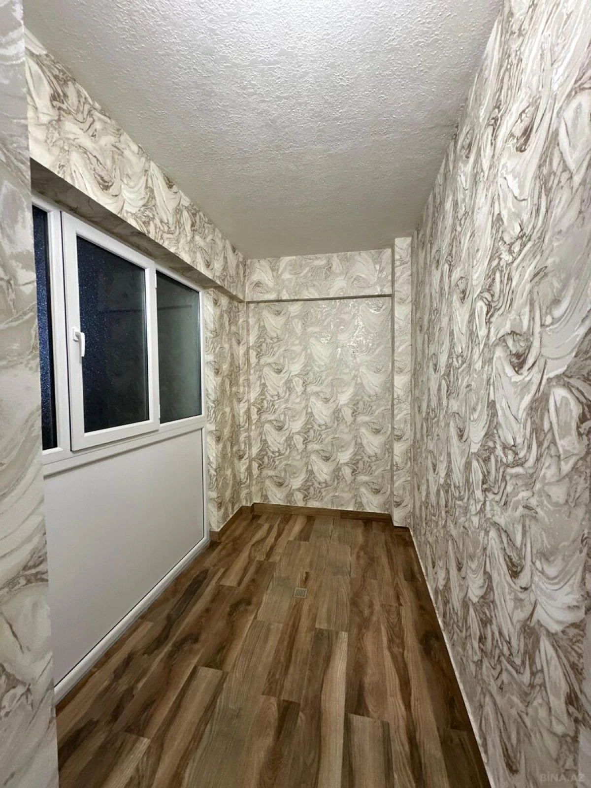Satılır 3 otaqlı mənzil 95 m²
