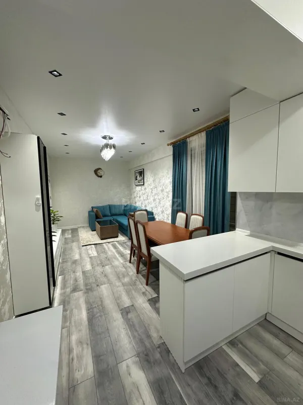 Satılır 3 otaqlı mənzil 95 m²