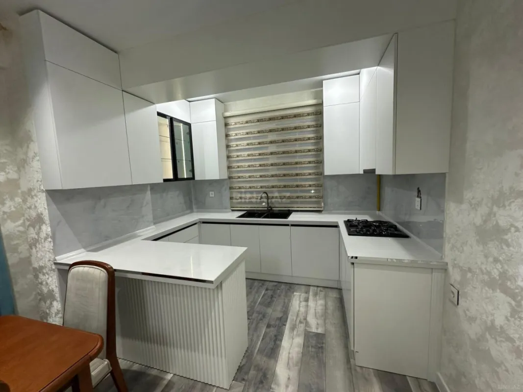 Satılır 3 otaqlı mənzil 95 m²
