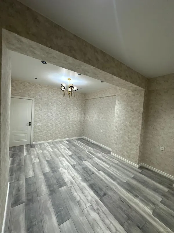 Satılır 3 otaqlı mənzil 95 m²