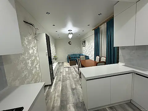 Satılır 3 otaqlı mənzil 95 m²
