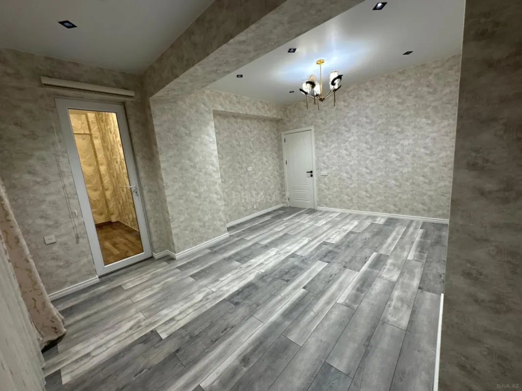 Satılır 3 otaqlı mənzil 95 m²