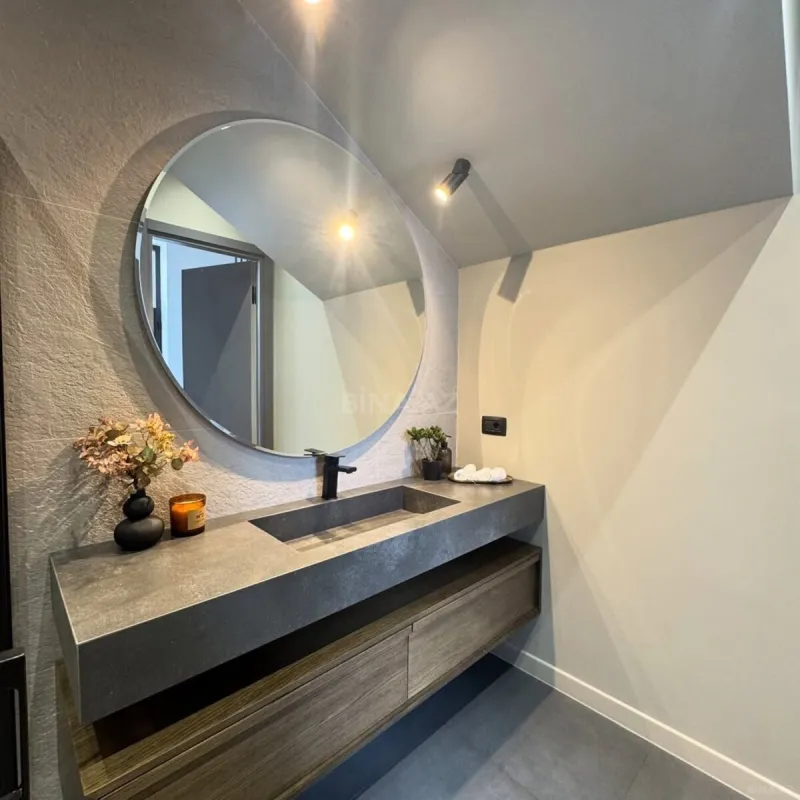 Satılır 4 otaqlı həyət evi 250 m²