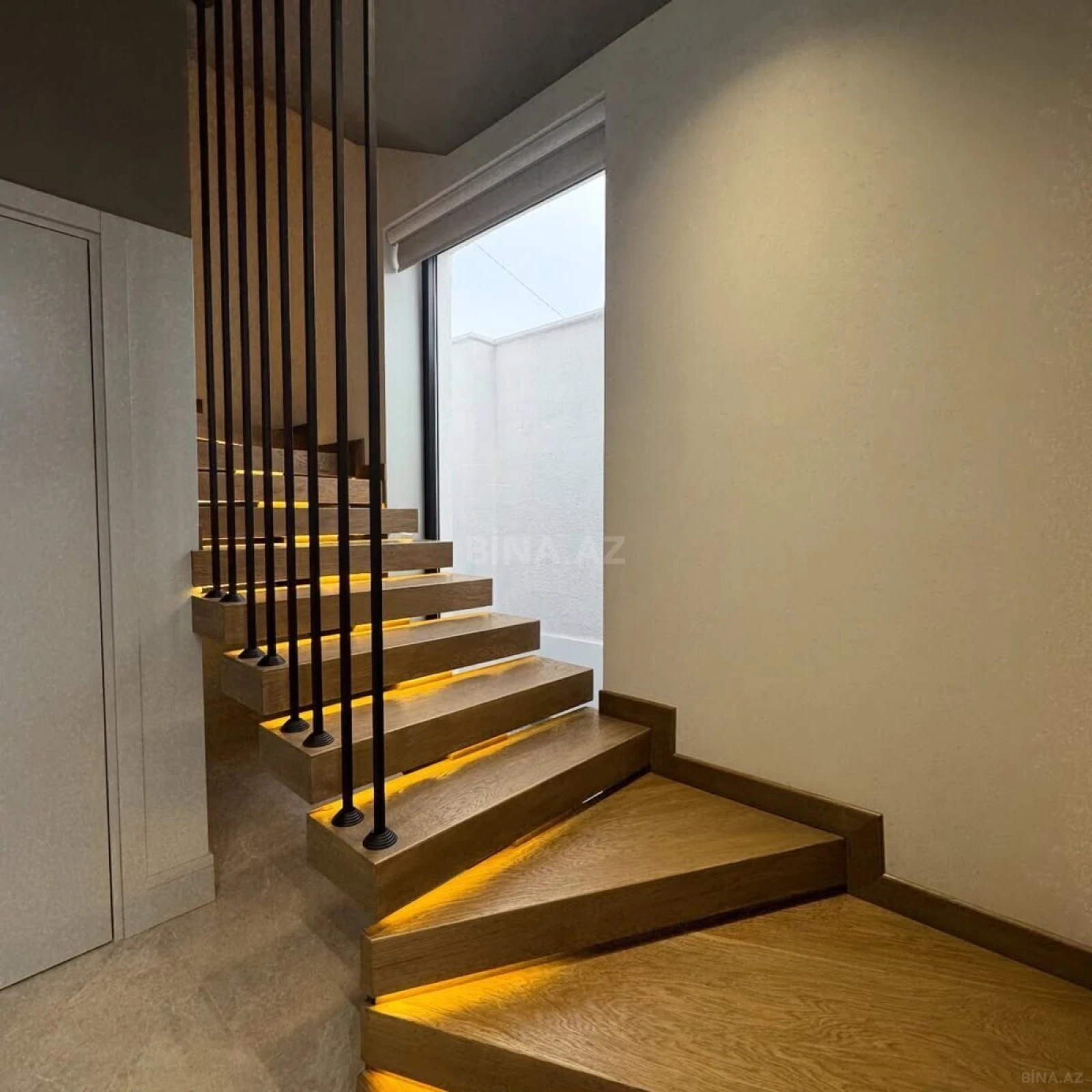 Satılır 4 otaqlı həyət evi 250 m²