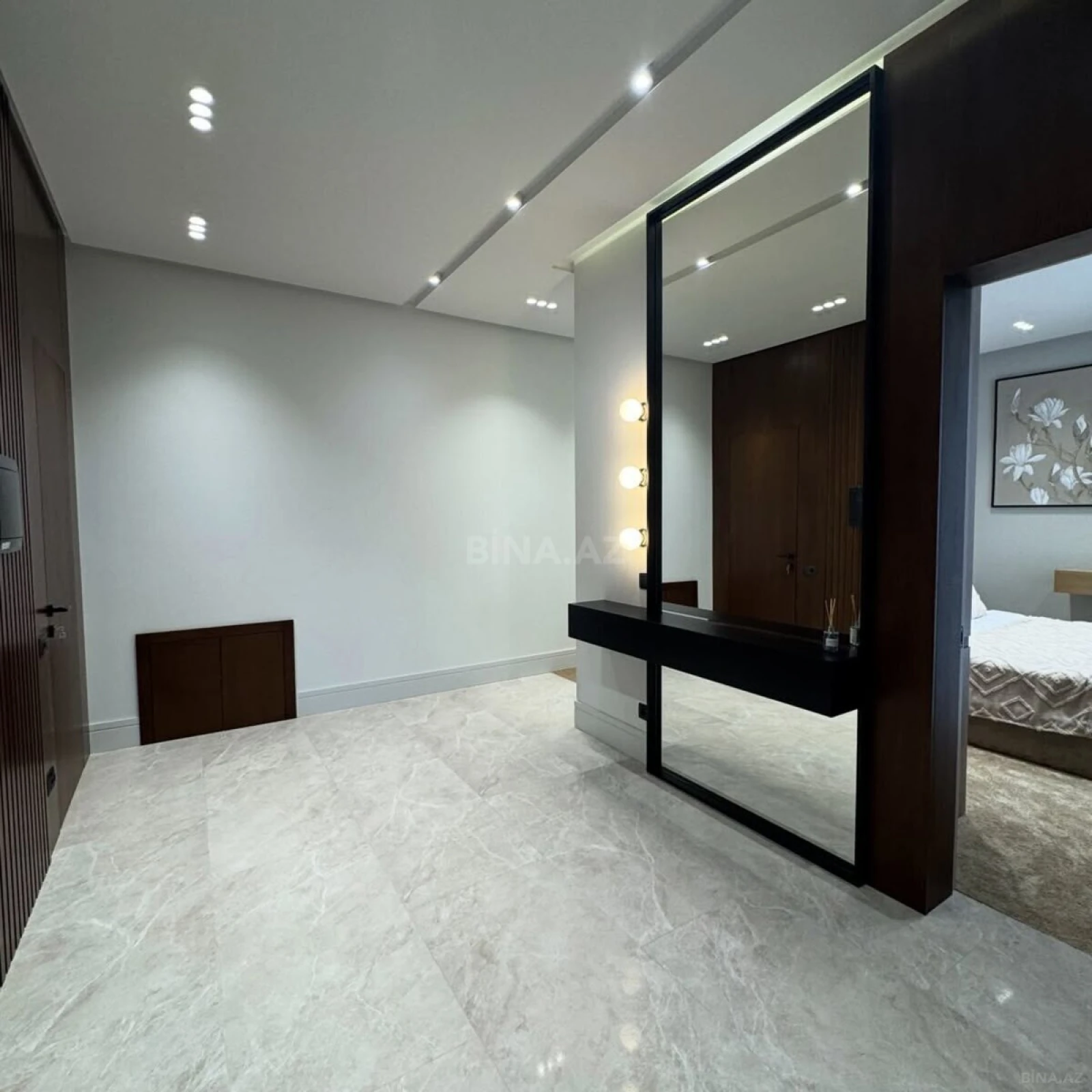 Satılır 4 otaqlı həyət evi 250 m²