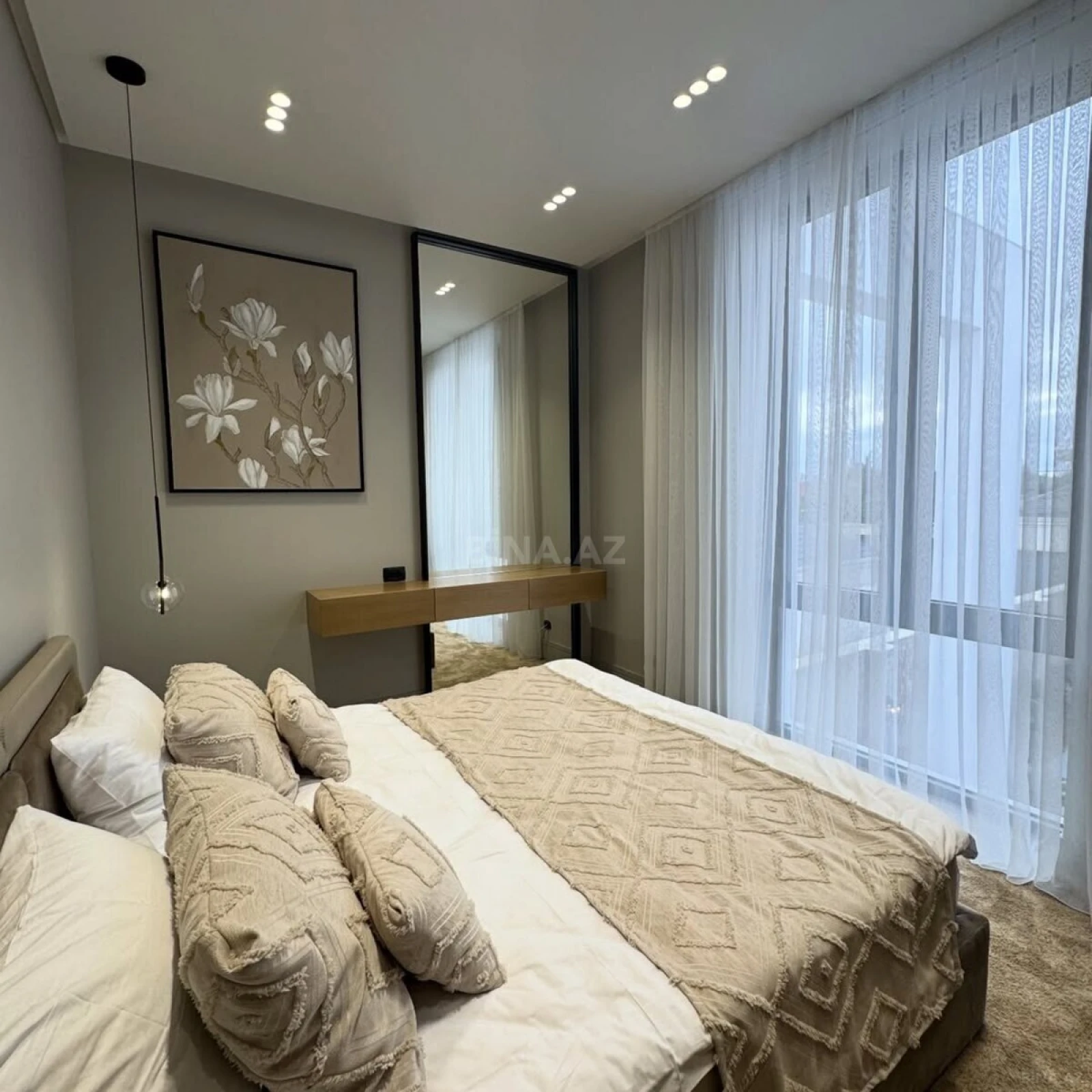 Satılır 4 otaqlı həyət evi 250 m²