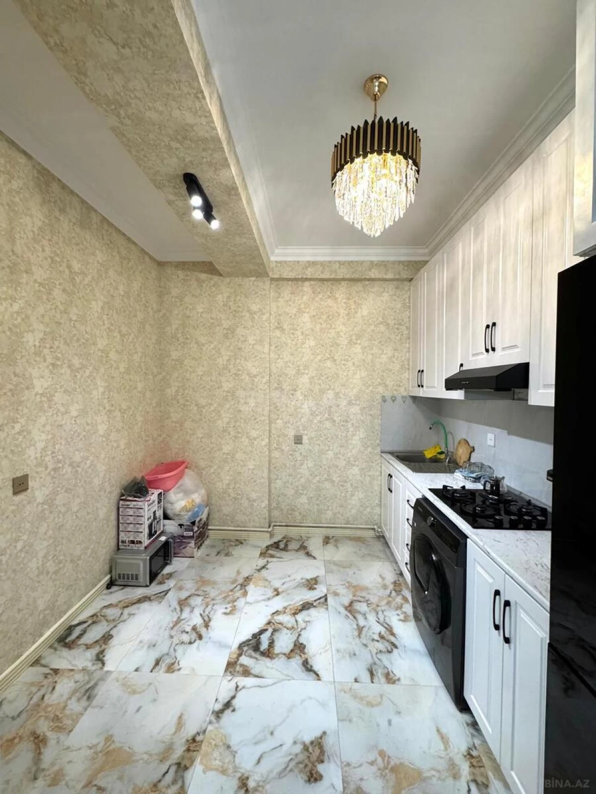 Satılır 2 otaqlı mənzil 65 m²