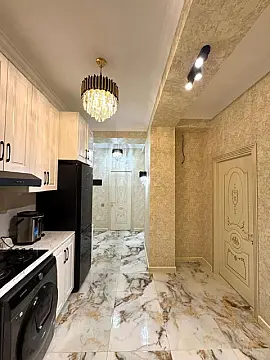 Satılır 2 otaqlı mənzil 65 m²