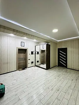 Satılır 3 otaqlı mənzil 133 m²