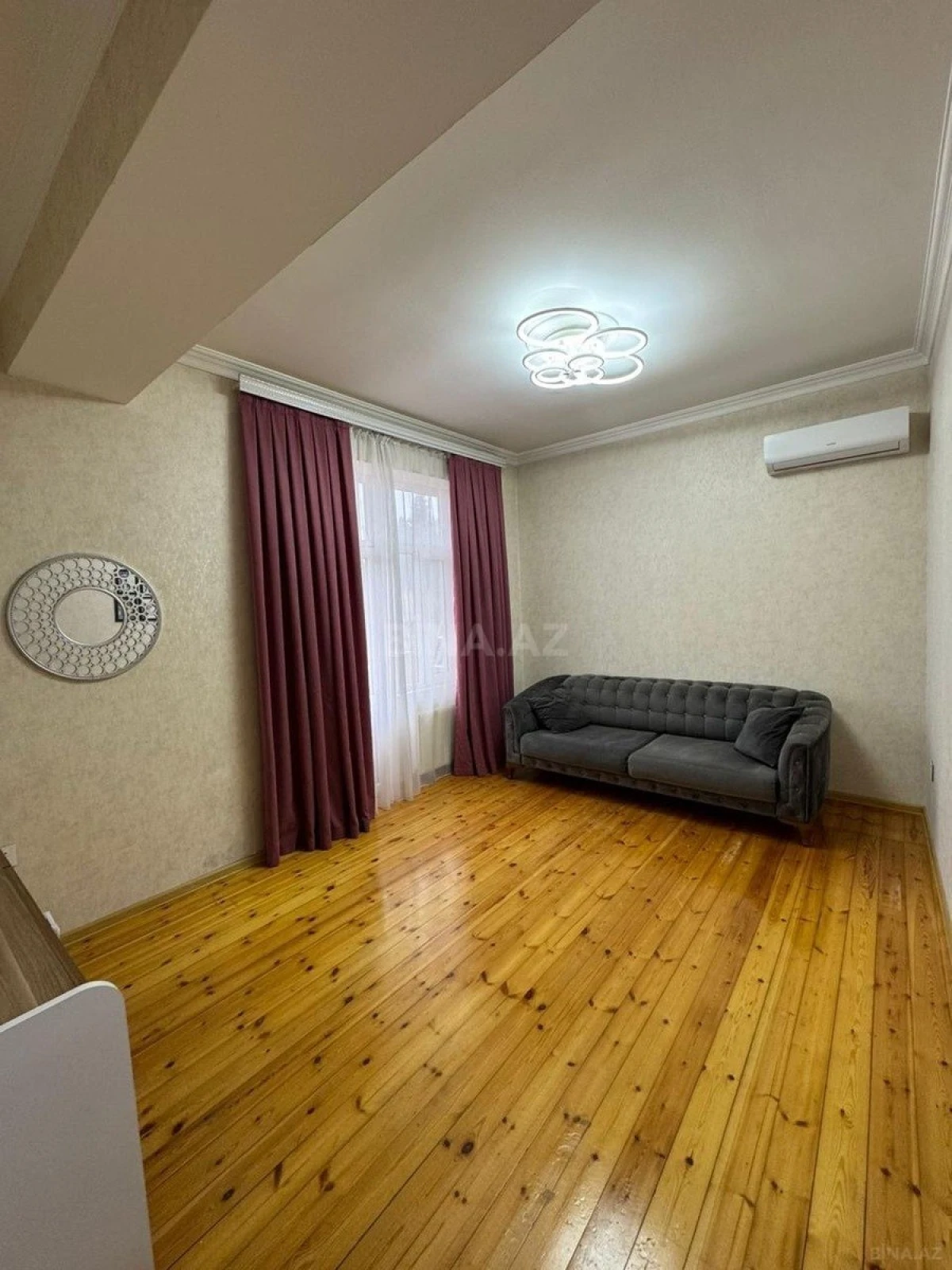 Satılır 2 otaqlı mənzil 63 m²