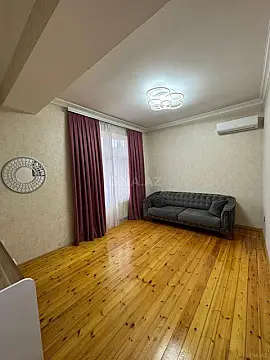 Satılır 2 otaqlı mənzil 63 m²