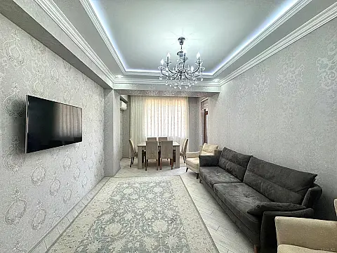 Satılır 3 otaqlı mənzil 83 m² — Bakı, Həzi Aslanov qəs. 3 otaq 83.00 m²