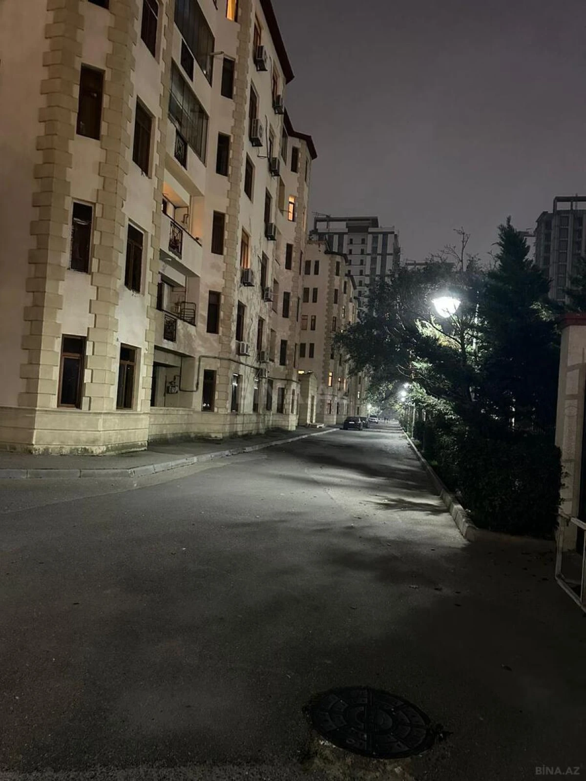 Satılır 2 otaqlı mənzil 100 m²