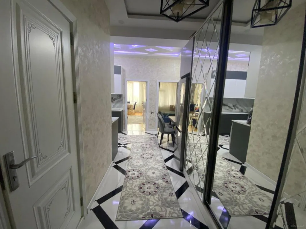 Satılır 2 otaqlı mənzil 58 m²