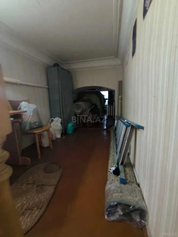 Satılır 4 otaqlı mənzil 140 m²